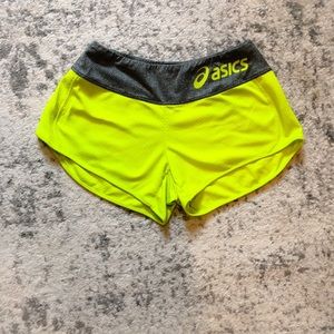 ** ASIC running shorts size small